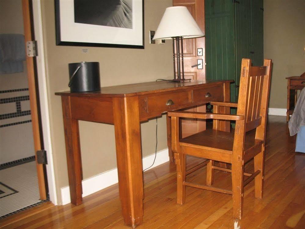 Bear Mountain Lodge Silver City Extérieur photo